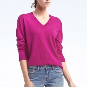 BRAND NEW Banana Republic Magenta Pink Sweater